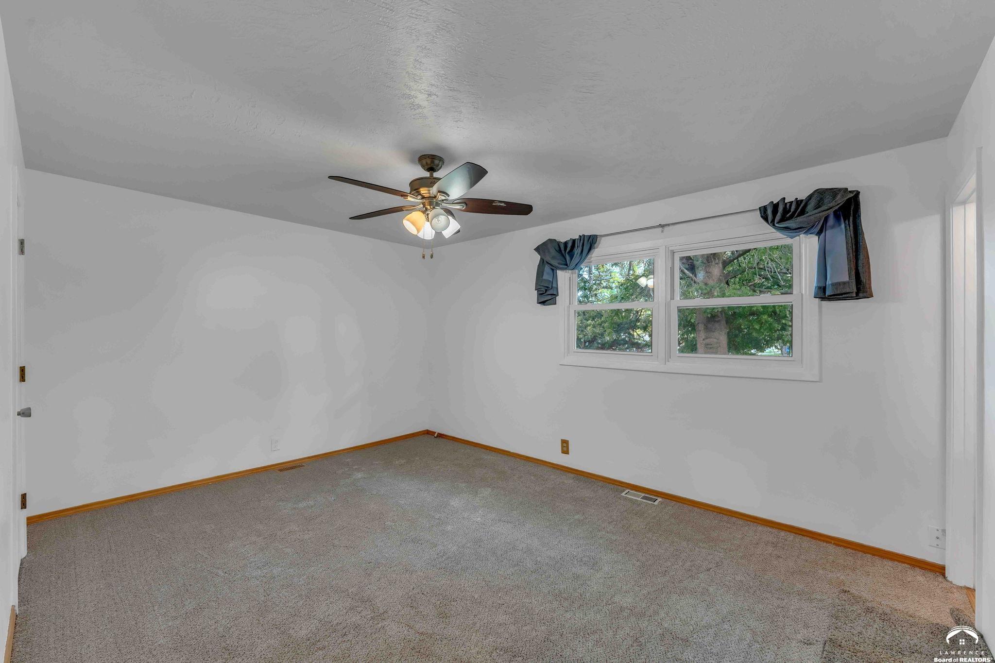 3403 Trail Road Lawrence, KS 66049 - Photo 23 of 51
