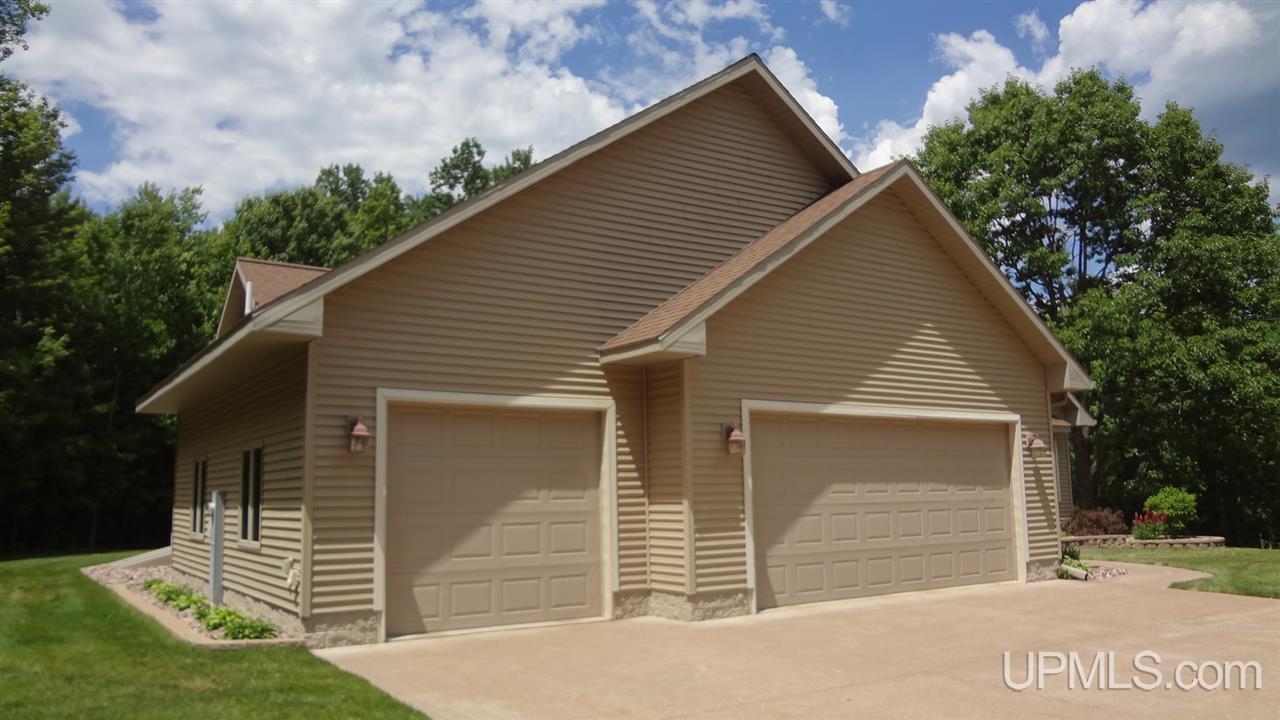 290 Chapel Ridge Road Marquette, MI 49855 - Photo 31 of 42 Gallery Image 31