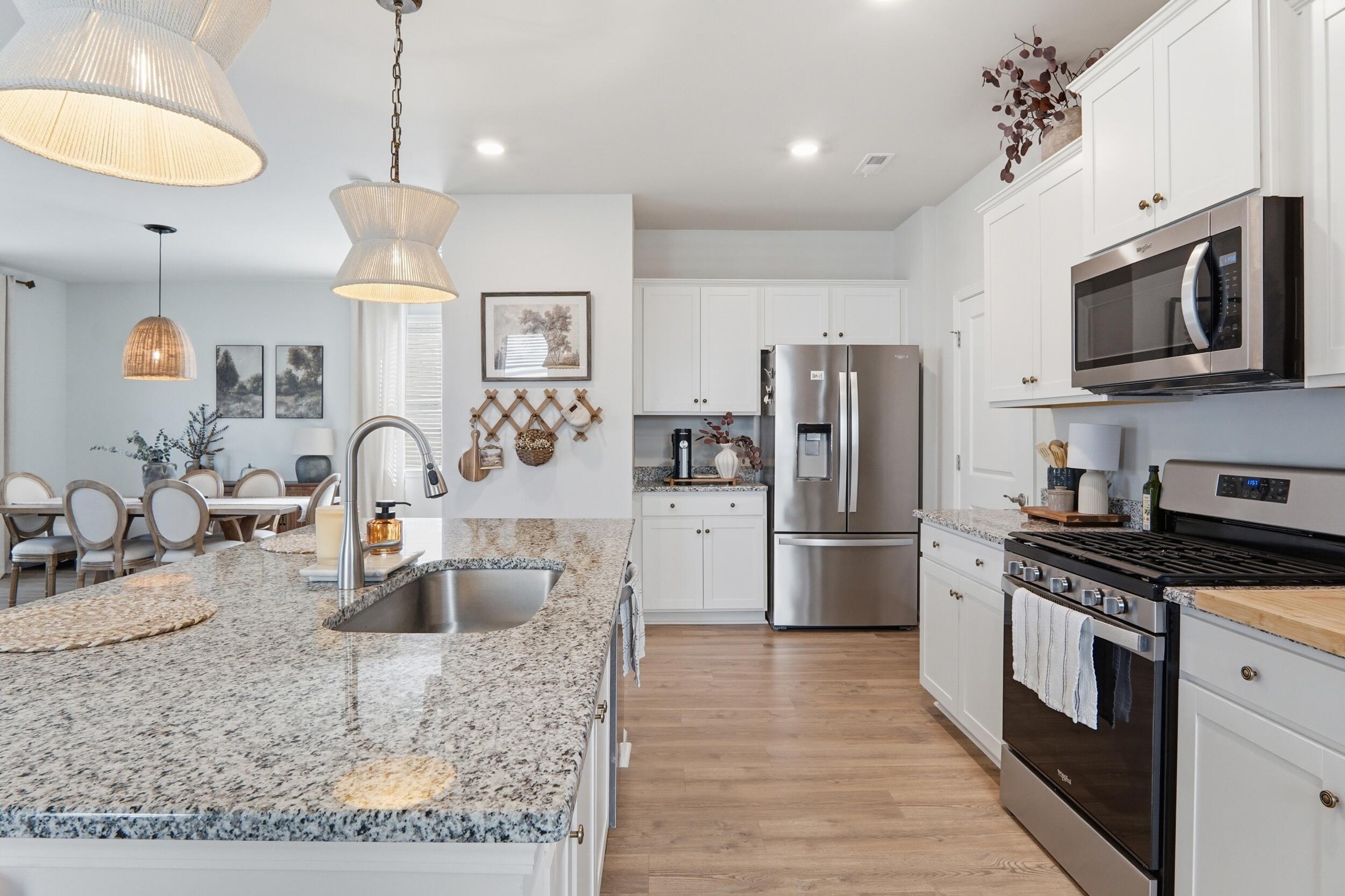 190 East Pinckney Street Summerville, SC 29485 - Photo 13 of 49 Kitchen