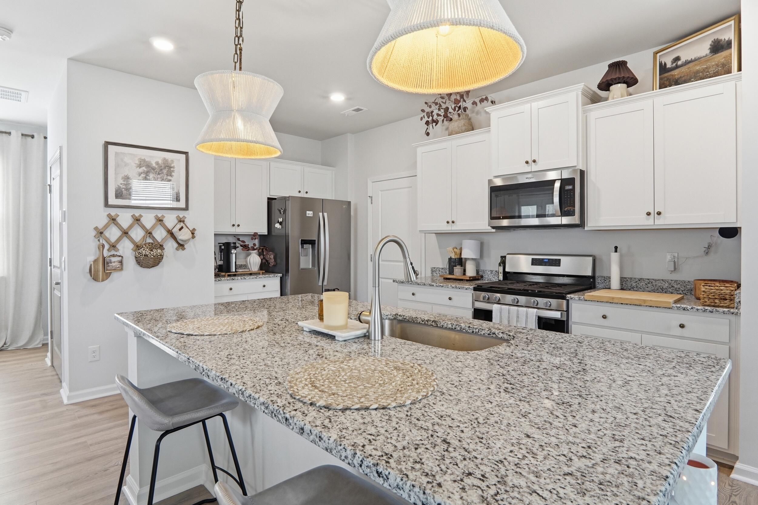 190 East Pinckney Street Summerville, SC 29485 - Photo 14 of 49 Kitchen