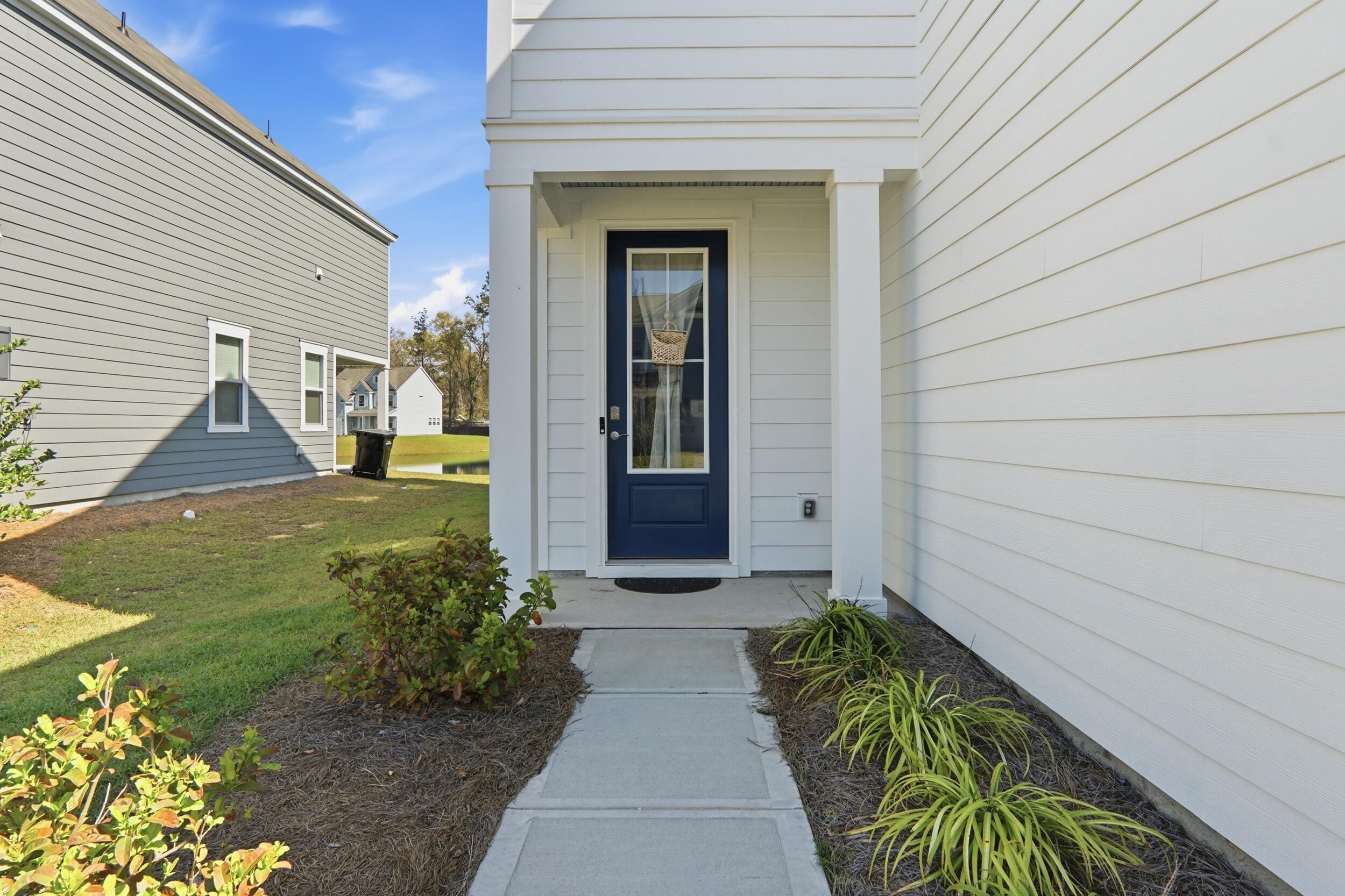 190 East Pinckney Street Summerville, SC 29485 - Photo 3 of 49 Front Entry Walkway