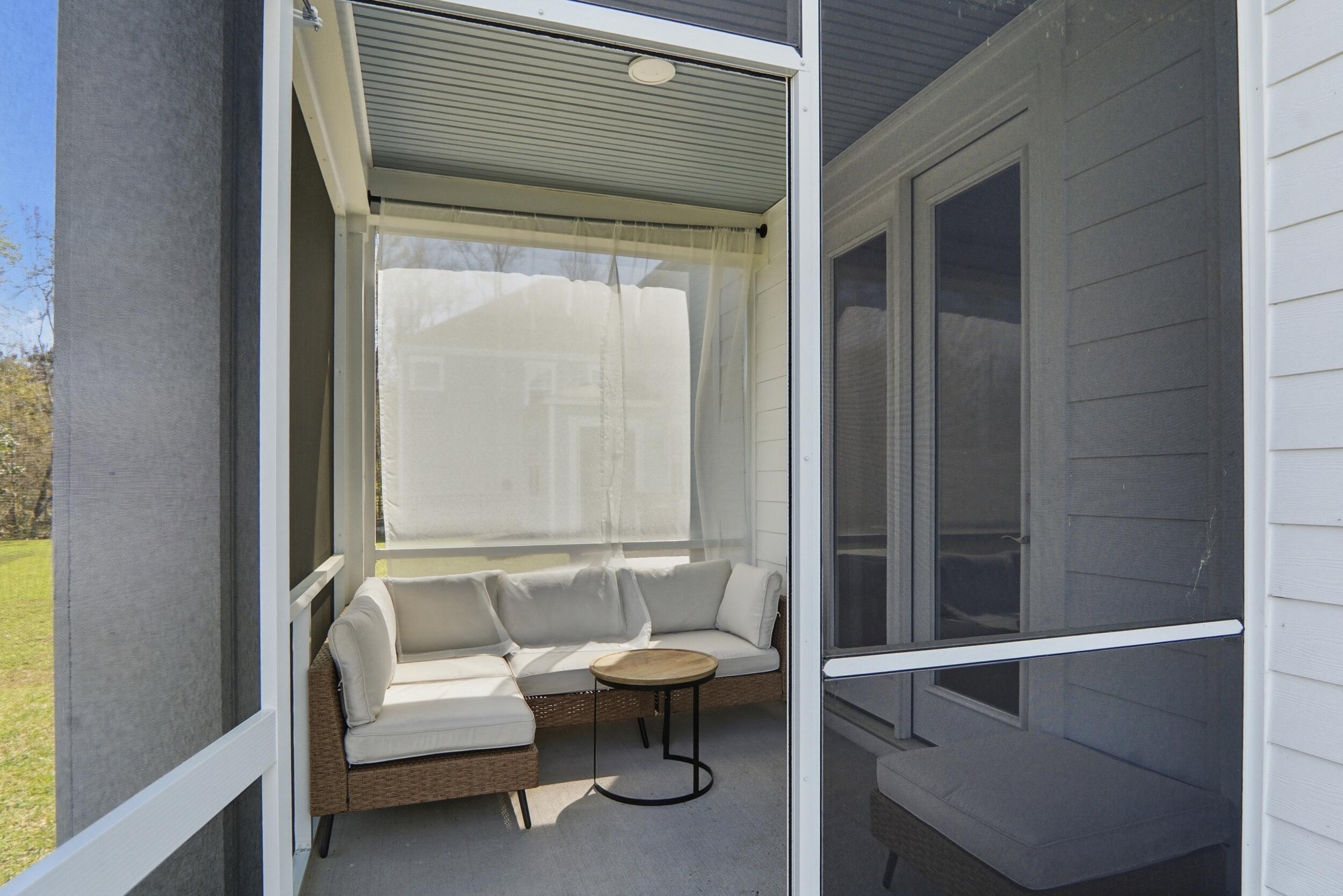 190 East Pinckney Street Summerville, SC 29485 - Photo 43 of 49 Screened Porch- Exterior Access