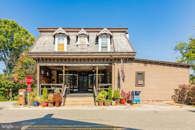 $1,170,000 | 1465 Hollow Road, Chester Springs, PA 19425