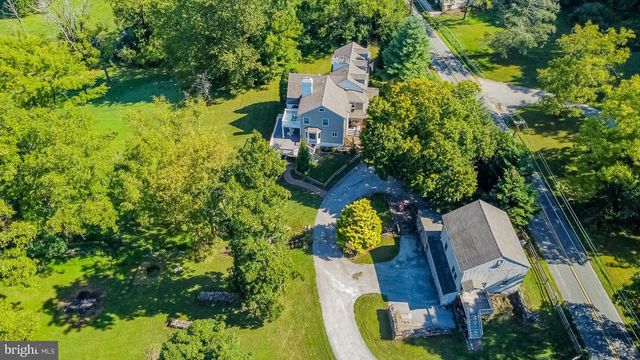 $1,170,000 | 1465 Hollow Road, Chester Springs, PA 19425