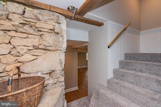 $1,170,000 | 1465 Hollow Road, Chester Springs, PA 19425