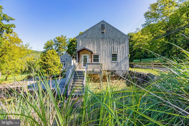 $1,170,000 | 1465 Hollow Road, Chester Springs, PA 19425