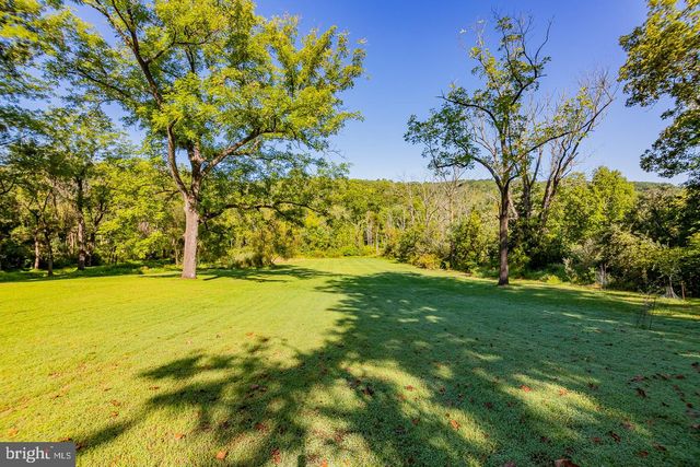 $1,170,000 | 1465 Hollow Road, Chester Springs, PA 19425