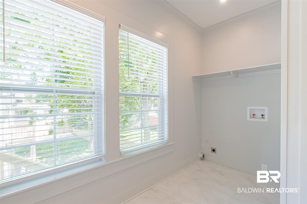 110 North Julia Street Mobile, AL 36604 - Photo 35 of 50