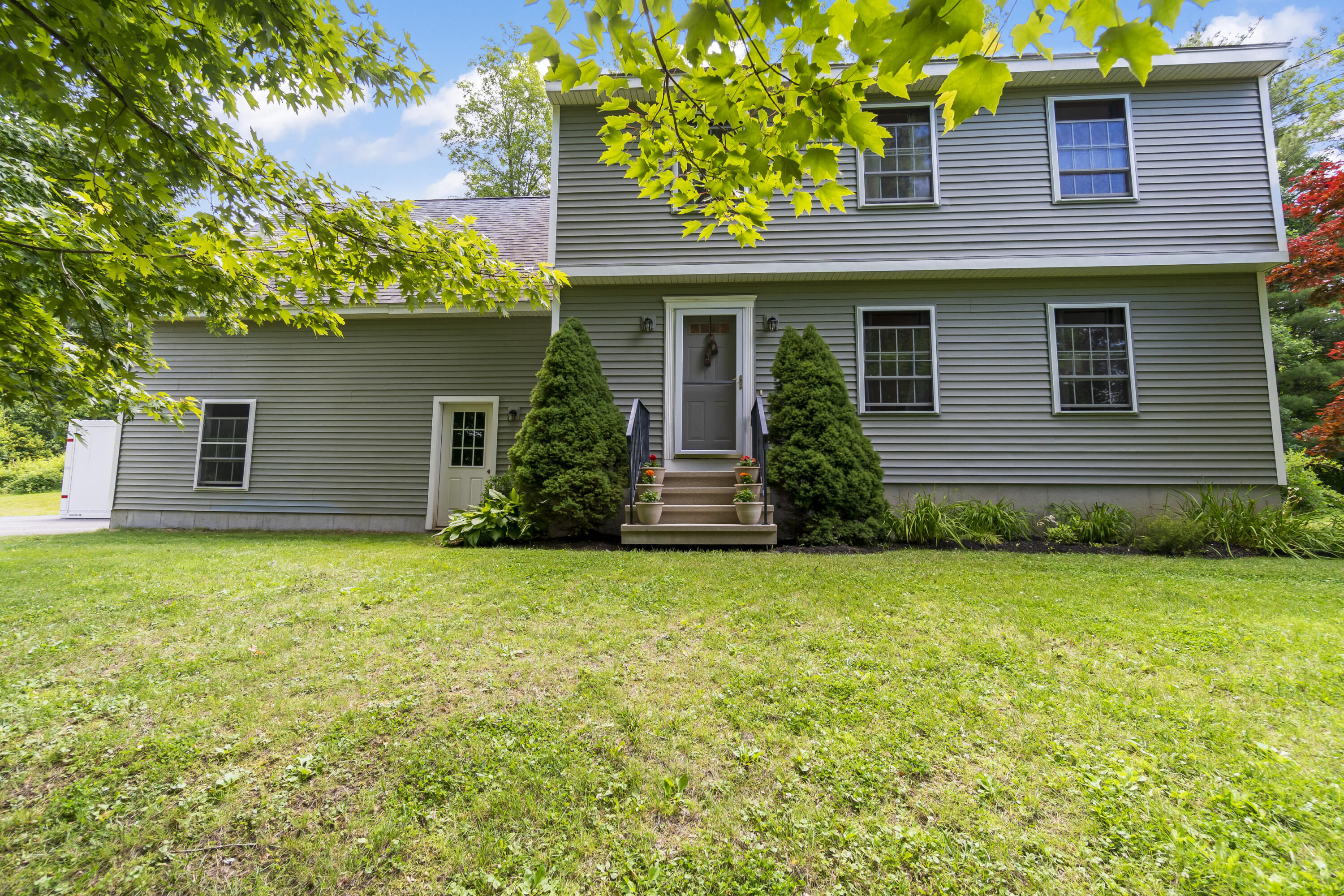 5 Skyline Drive Saco, ME 04072 - Photo 4 of 94 5 Skyline Drive_104