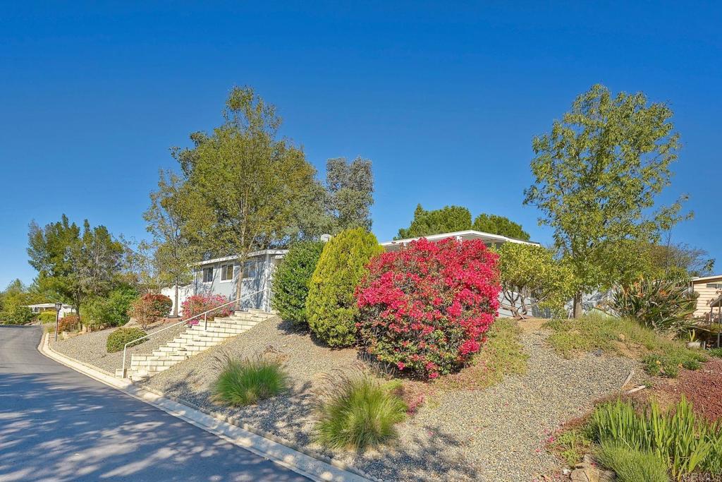 18218 Paradise Mountain Road Valley Center, CA 92082 - Photo 3 of 34