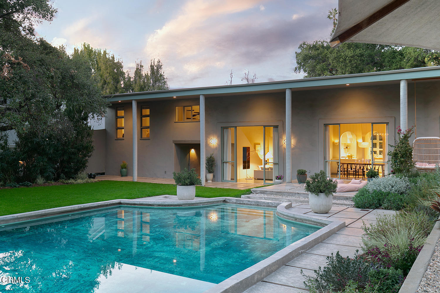 490 La Loma Road Pasadena, CA 91105 - Photo 55 of 59 a view of a house with a swimming pool