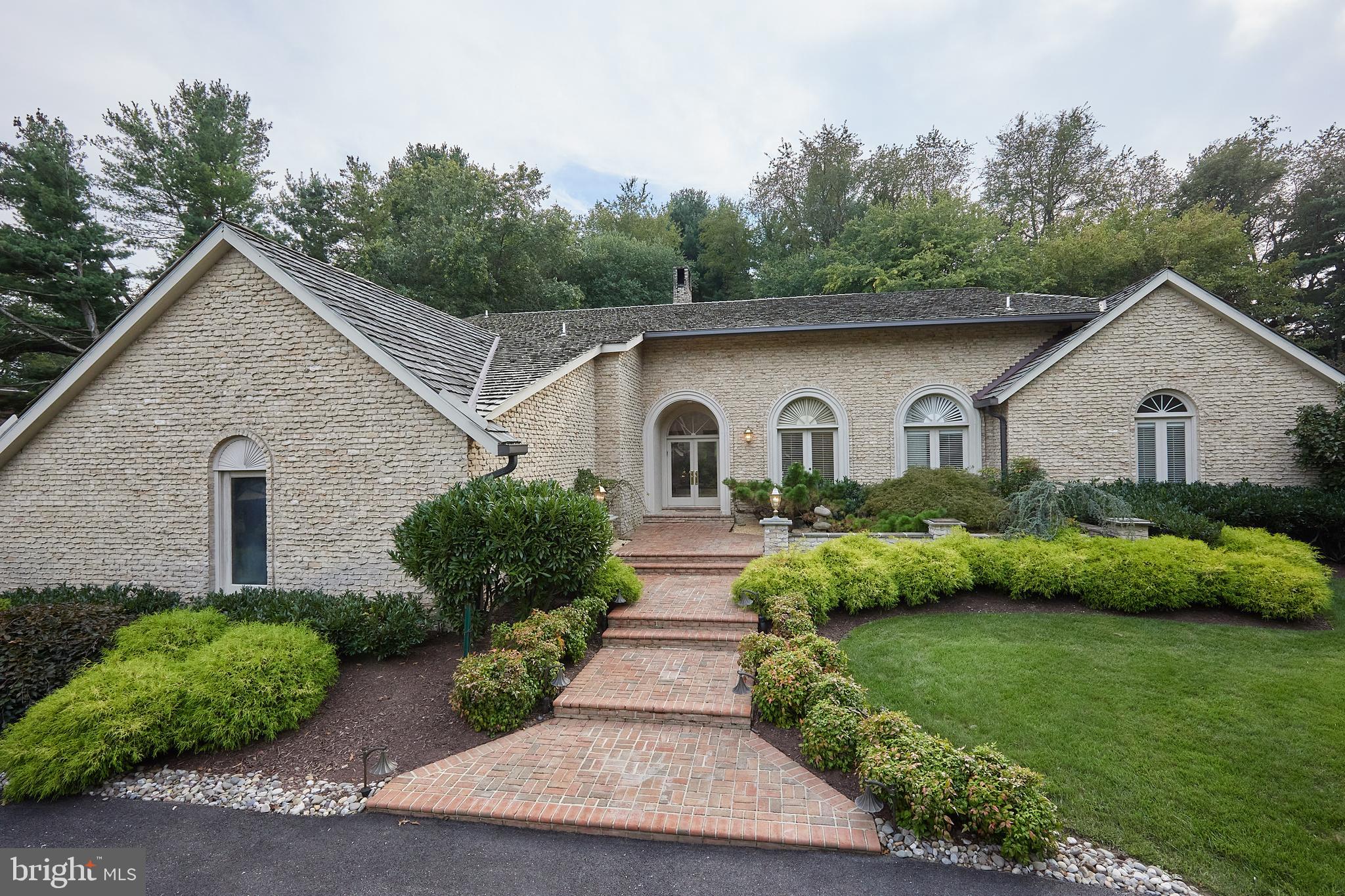 Entertainer's Dream Home!