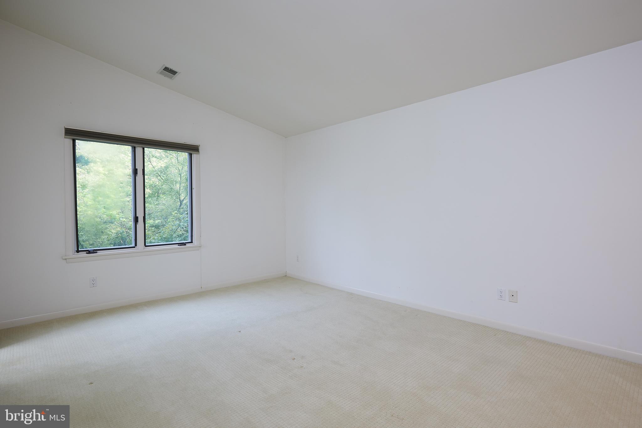 10811 Barn Wood Lane Potomac, MD 20854 - Photo 28 of 41 Upper Level #2, Bedroom #4