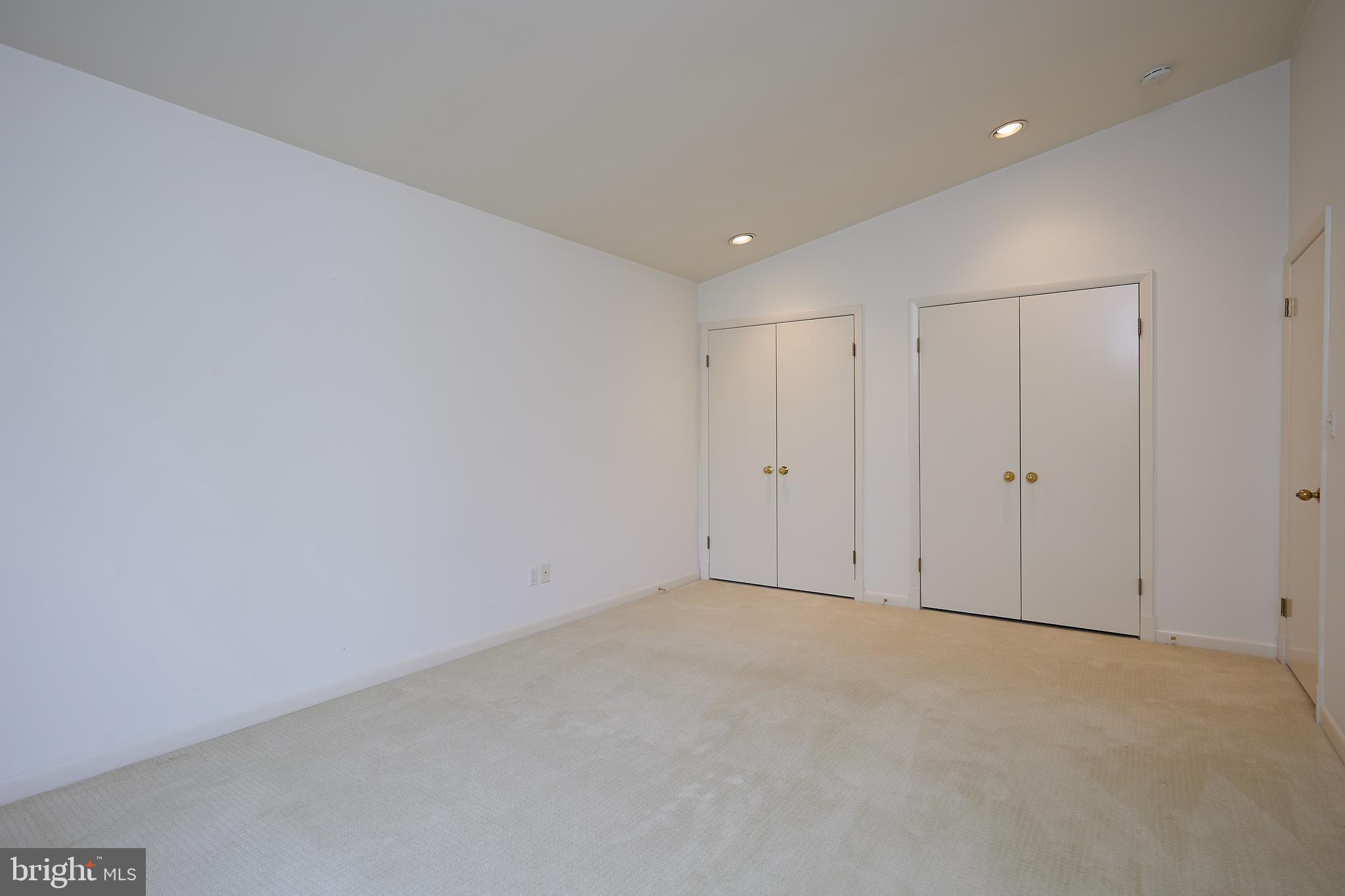 10811 Barn Wood Lane Potomac, MD 20854 - Photo 29 of 41 Bedroom #4, Double Closets