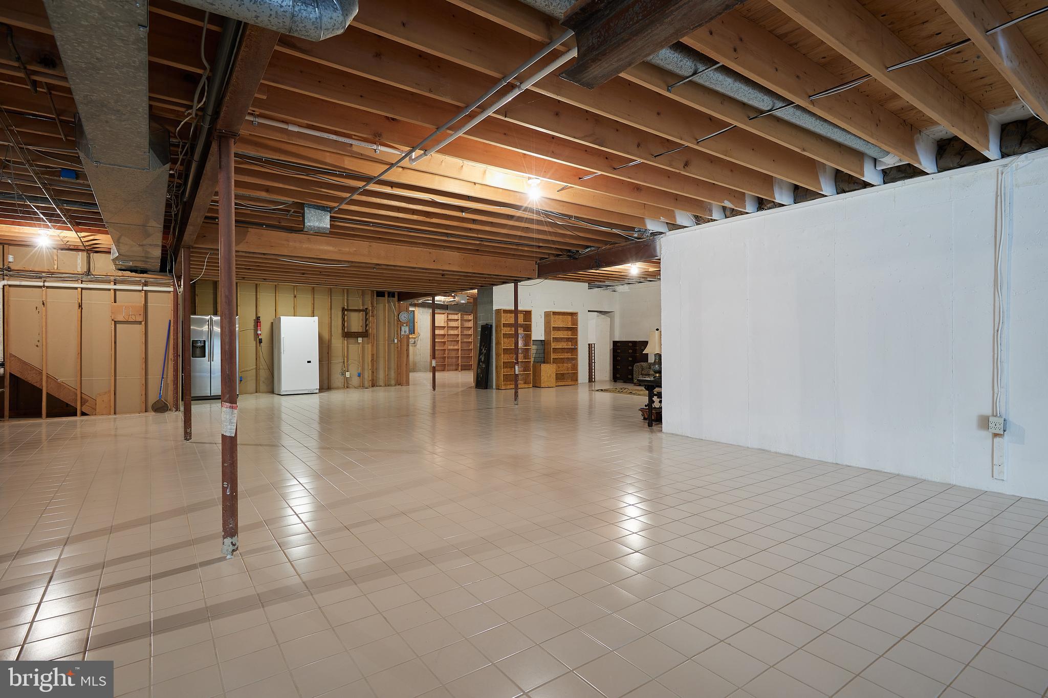 10811 Barn Wood Lane Potomac, MD 20854 - Photo 33 of 41 Make it yours!