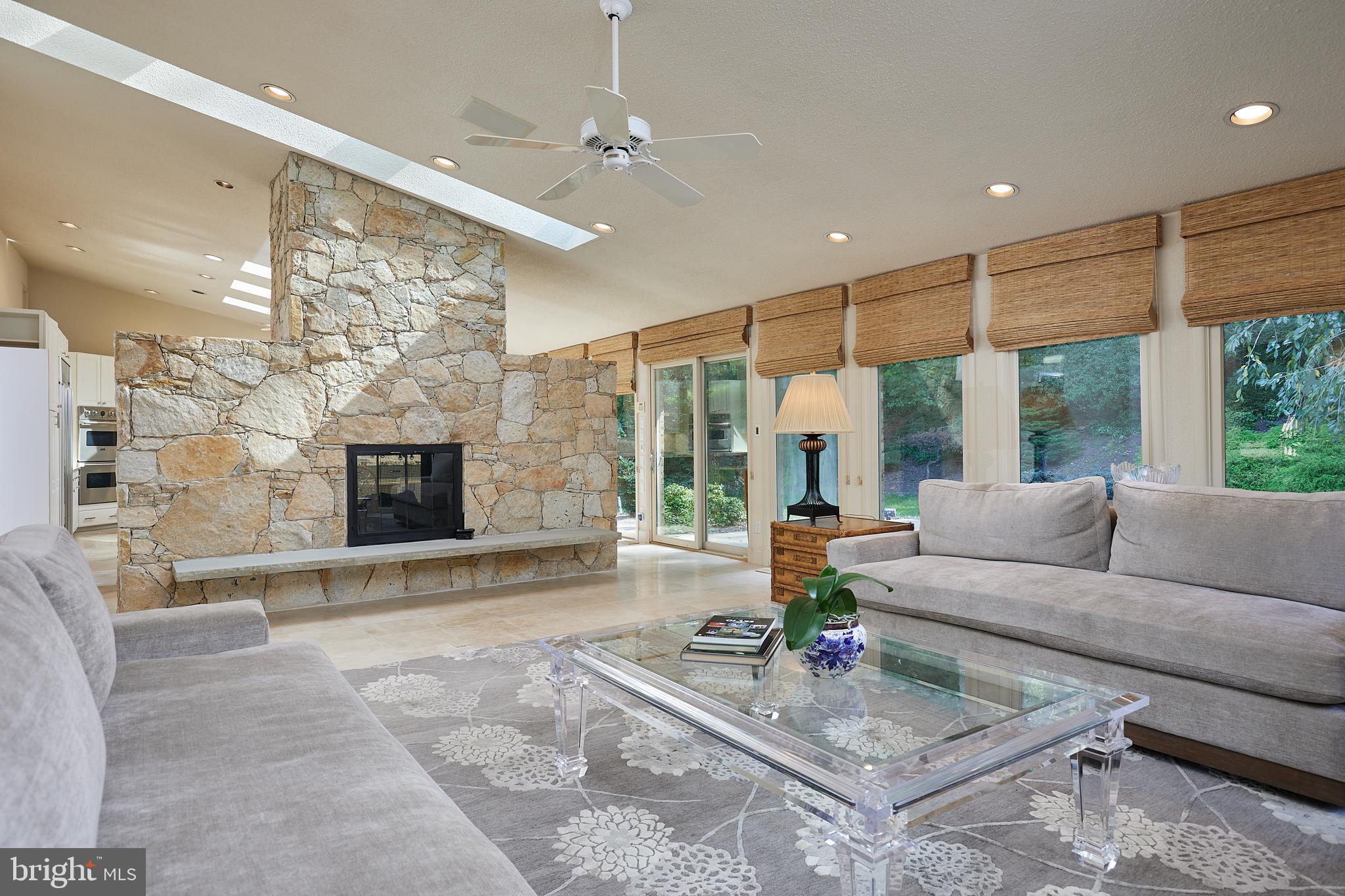 10811 Barn Wood Lane Potomac, MD 20854 - Photo 10 of 41 Cozy Family Room, Access to the Patio