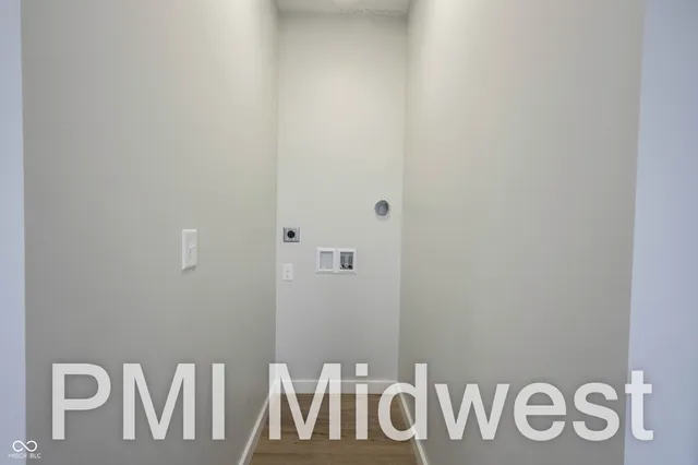 $1,500 | 2810 East Michigan Street, Indianapolis, IN 46201