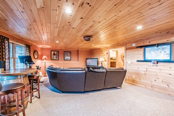 $1,250,000 | 5 Wills Way, Bethel, ME 04217