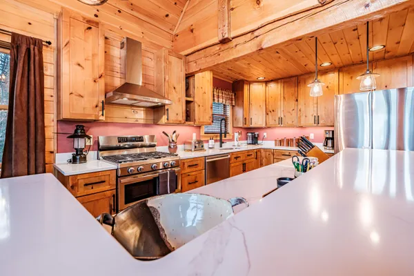 $1,250,000 | 5 Wills Way, Bethel, ME 04217