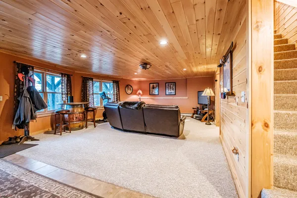 $1,250,000 | 5 Wills Way, Bethel, ME 04217