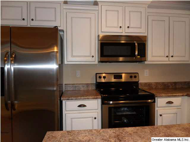 305 Watson Way Gardendale, AL 35071 - Photo 13 of 30