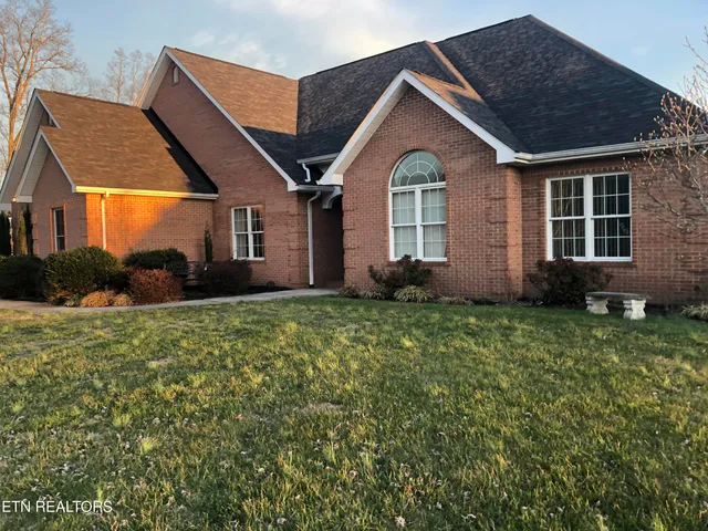 $575,000 | 162 Canary Lane, Speedwell, TN 37870