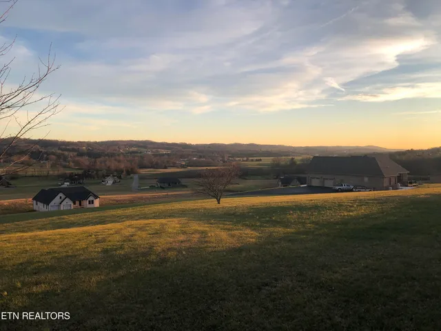 $575,000 | 162 Canary Lane, Speedwell, TN 37870