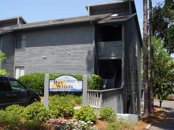 $800 | 210 South Mobile Street, Unit 21, Fairhope, AL 36532