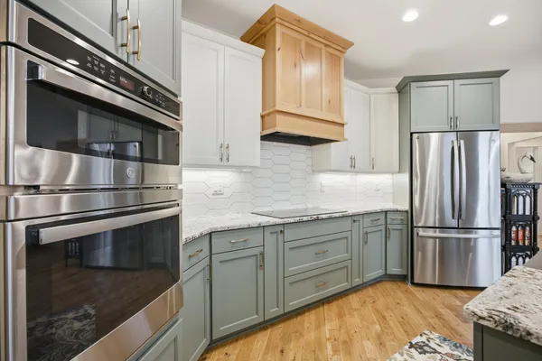 $775,000 | 818 Rania Way West, West Fargo, ND 58078