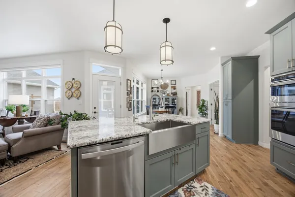 $775,000 | 818 Rania Way West, West Fargo, ND 58078