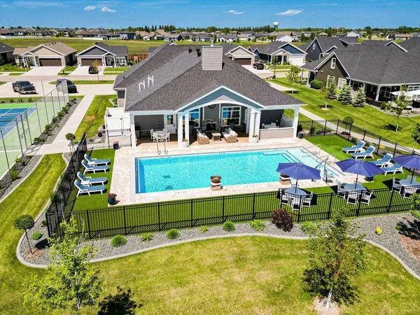 $775,000 | 818 Rania Way West, West Fargo, ND 58078