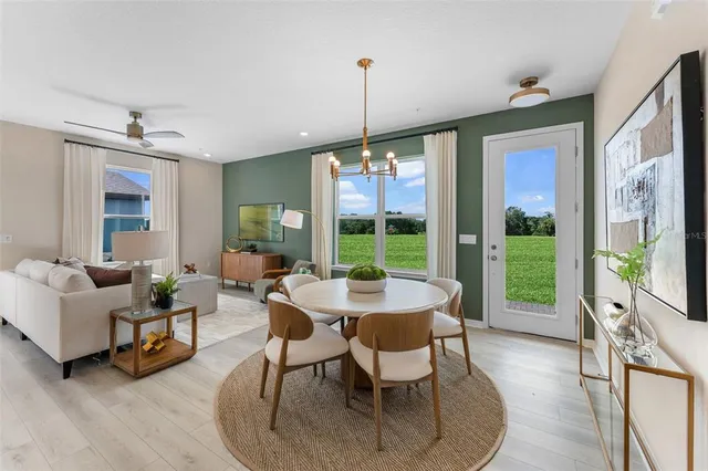 $359,999 | 757 Mystic Gdns Drive, Apopka, FL 32703