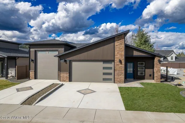 $735,000 | 13944 Rainier Loop, Rathdrum, ID 83858