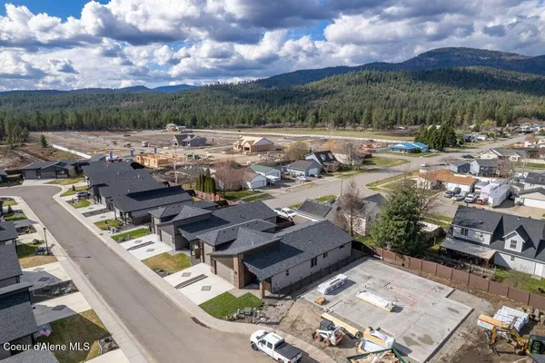 $735,000 | 13944 Rainier Loop, Rathdrum, ID 83858