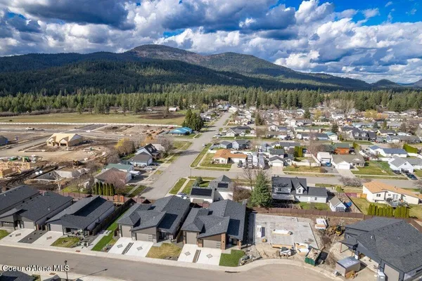 $735,000 | 13944 Rainier Loop, Rathdrum, ID 83858