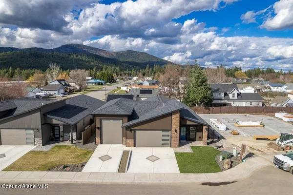$735,000 | 13944 Rainier Loop, Rathdrum, ID 83858
