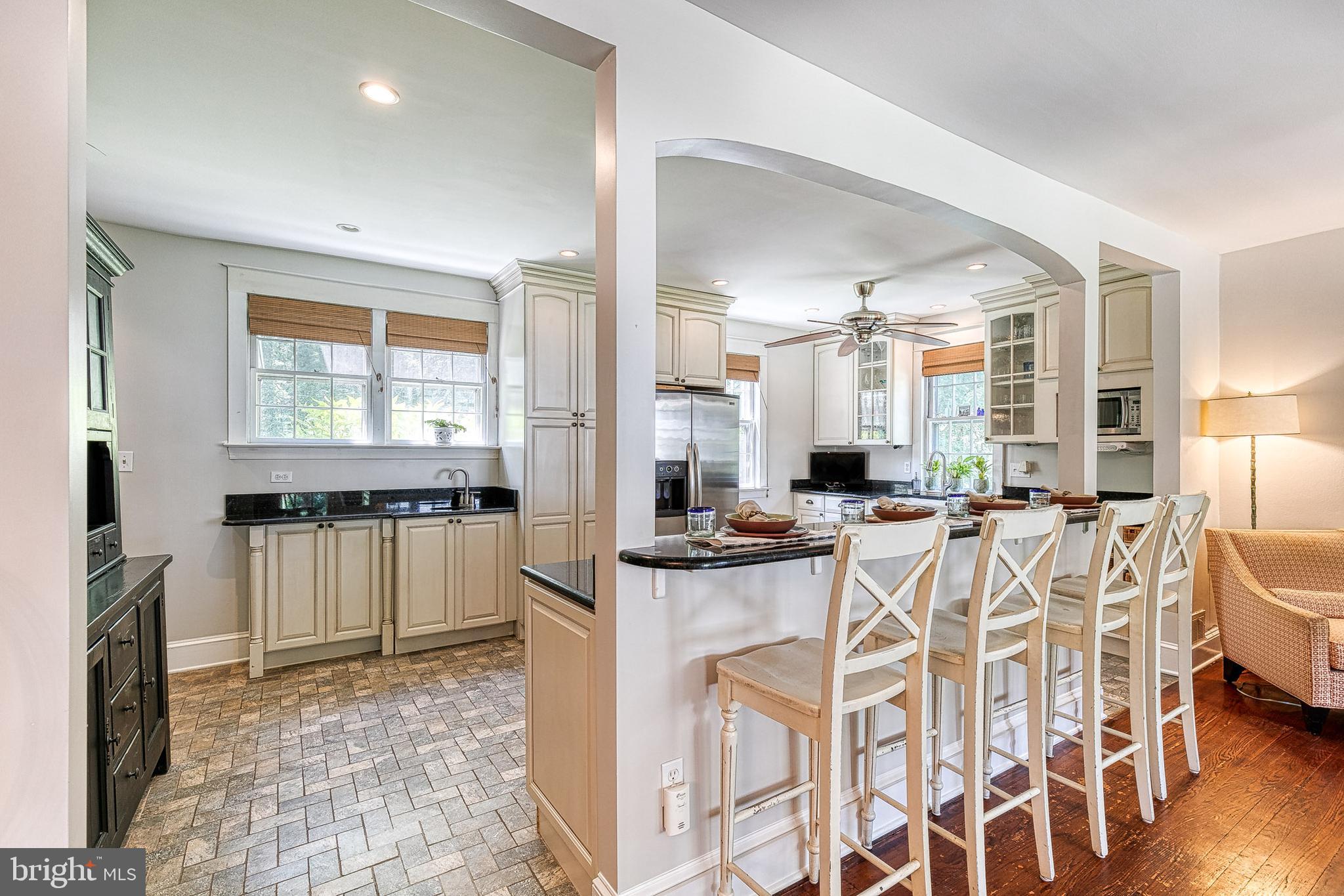 93 Moore Road Arnold, MD 21012 - Photo 9 of 55 Gallery Image 9