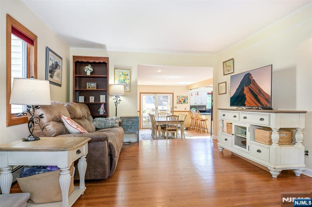 64 Ridge Avenue Park Ridge, NJ 07656 - Photo 8 of 32