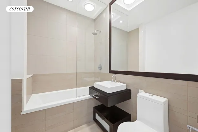 $730,000 | 11 East 36th Street, Unit 903 | Midtown South