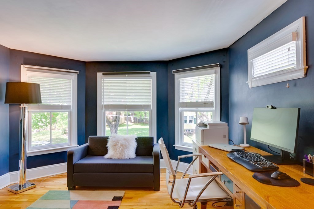 44 Glen Road Winchester, MA 01890 - Photo 23 of 32