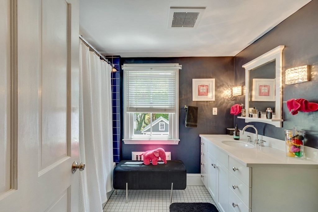 44 Glen Road Winchester, MA 01890 - Photo 25 of 32