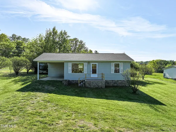 $224,000 | 3305 Old Kentucky Road West, Mosheim, TN 37818