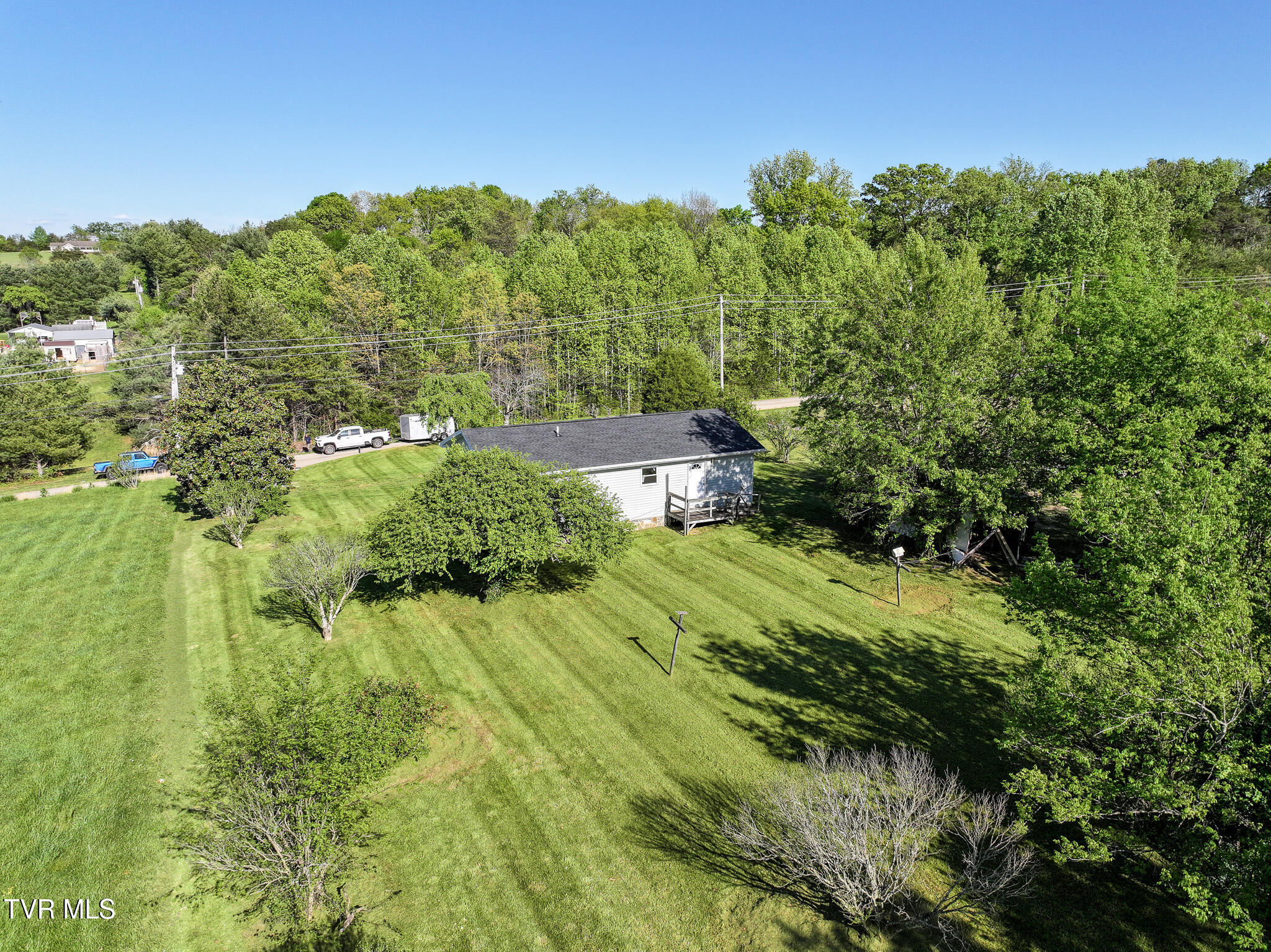 3305 Old Kentucky Road West Mosheim, TN 37818 - Photo 25 of 29 DJI_20260417160303_0685_D