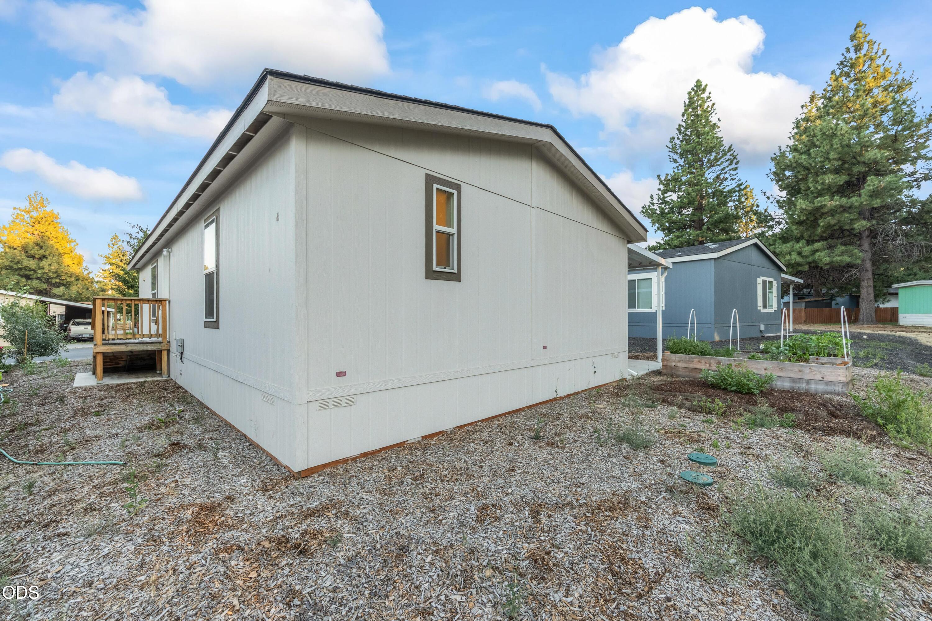 61000 Brosterhous Road, Unit 26 Bend, OR 97702 - Photo 31 of 39 Gallery Image 31