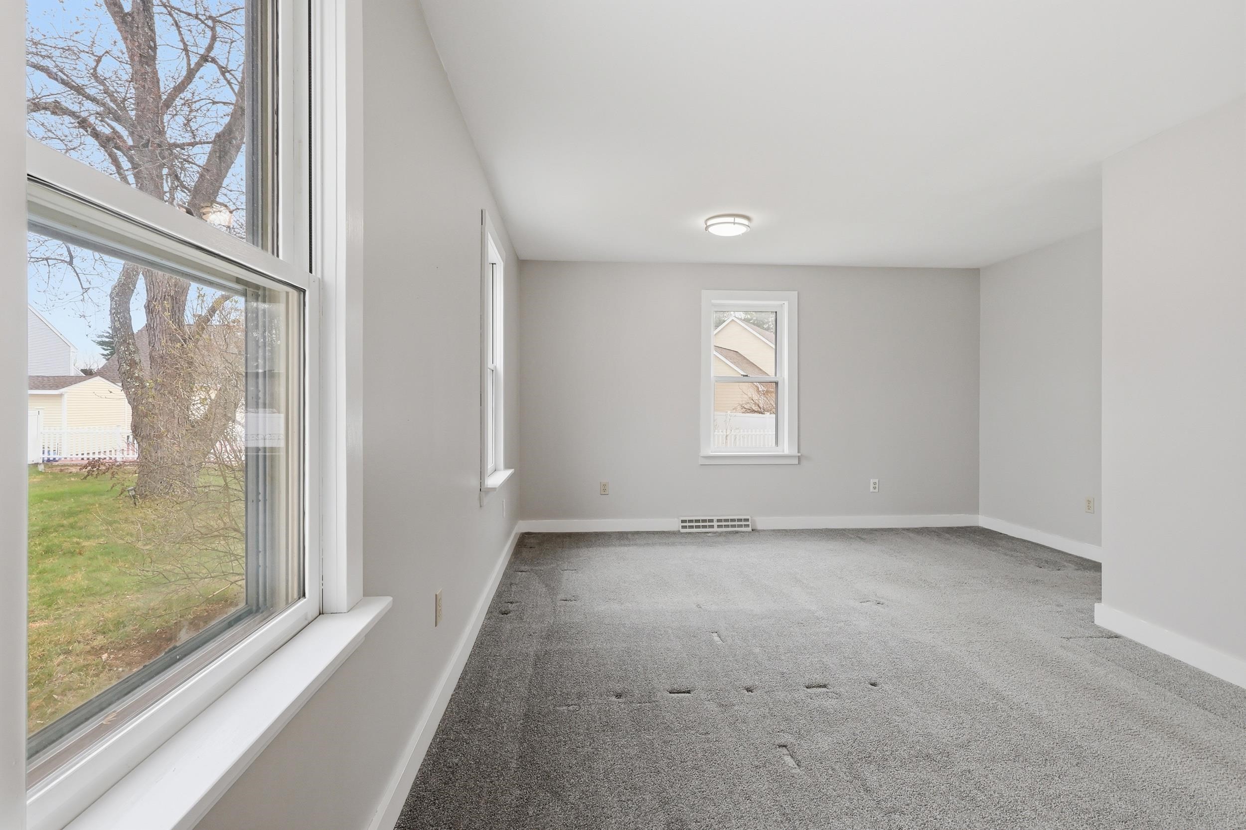 60 Pine Hill Road Nashua, NH 03063 - Photo 13 of 28