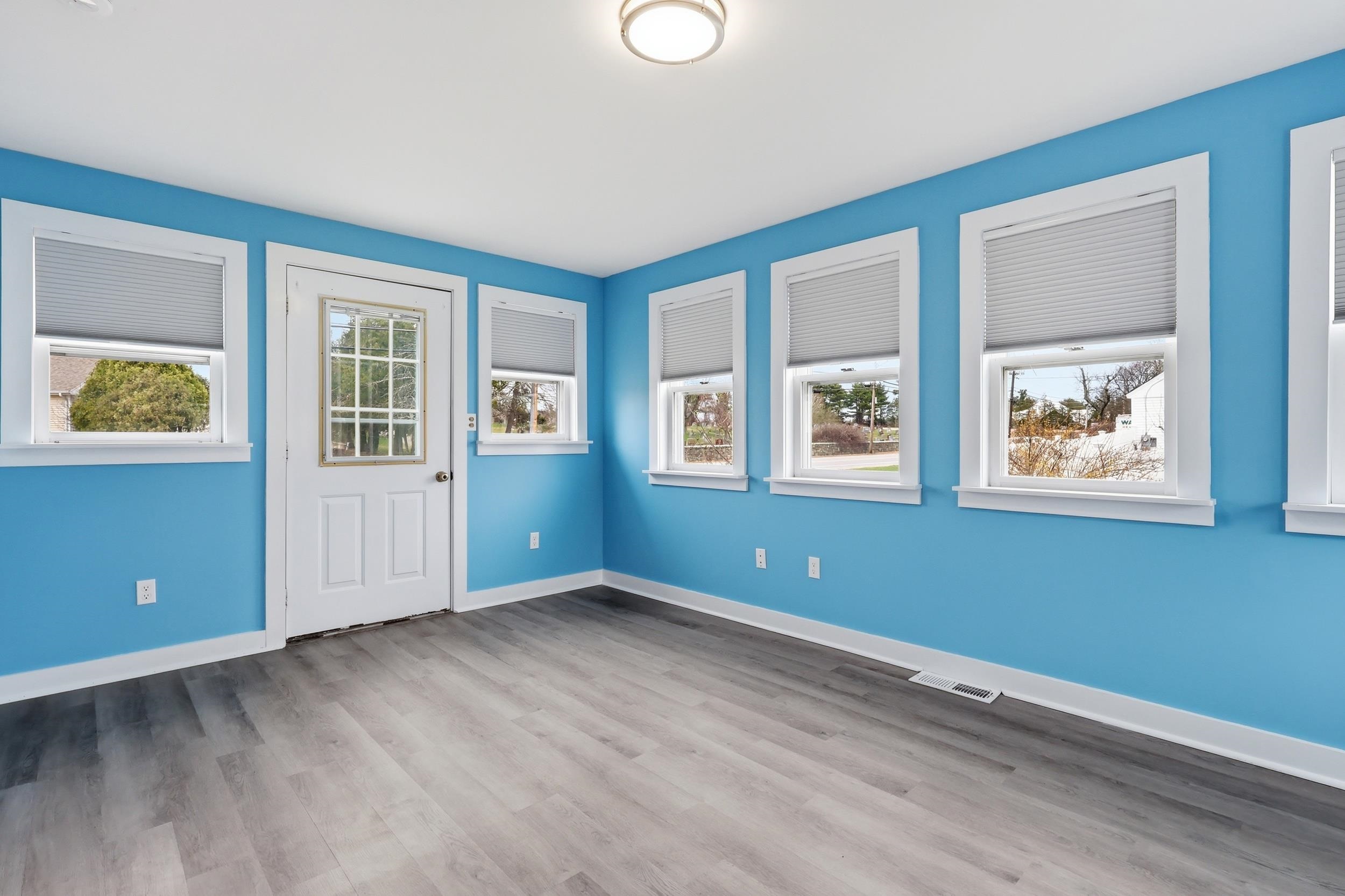 60 Pine Hill Road Nashua, NH 03063 - Photo 14 of 28