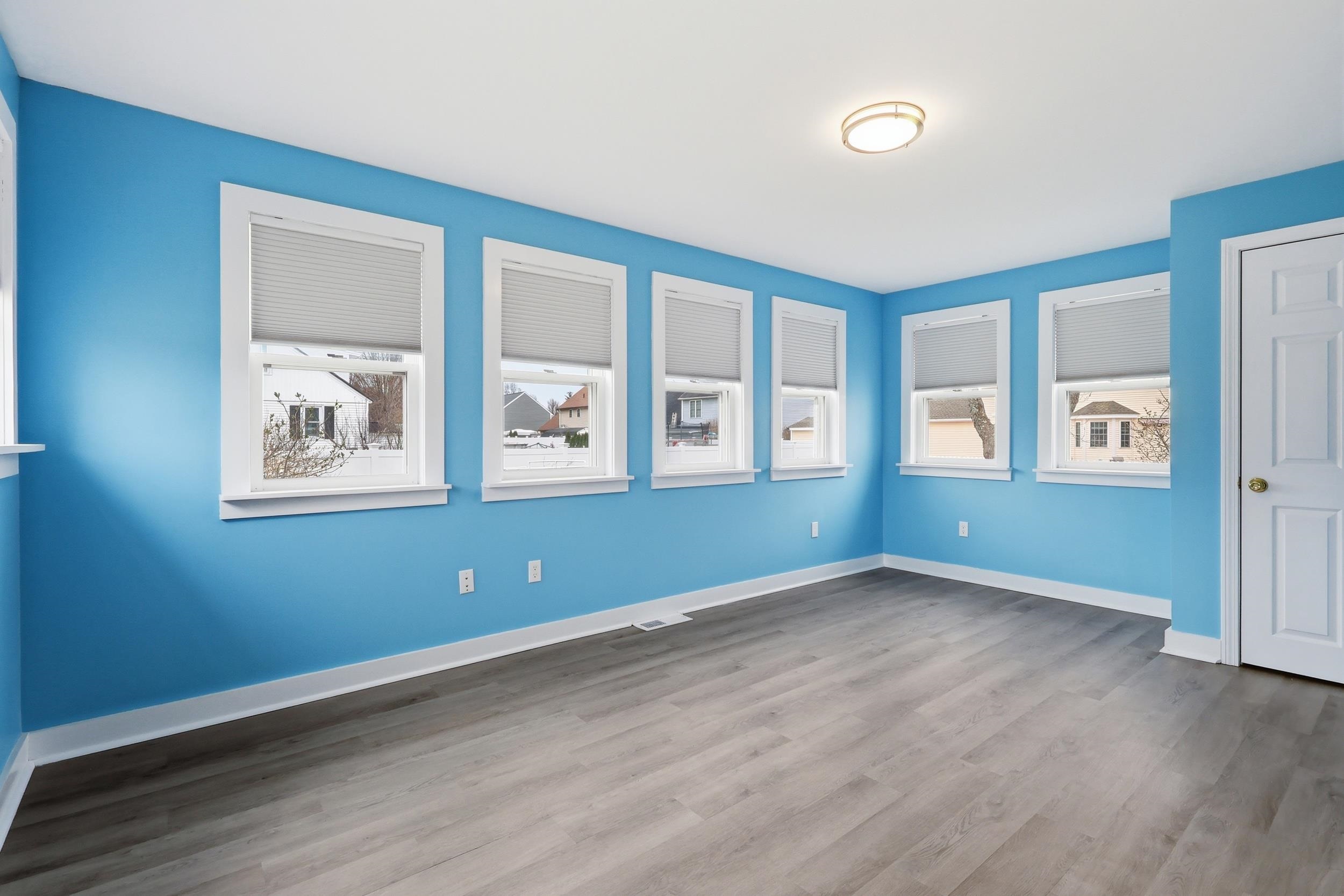 60 Pine Hill Road Nashua, NH 03063 - Photo 15 of 28