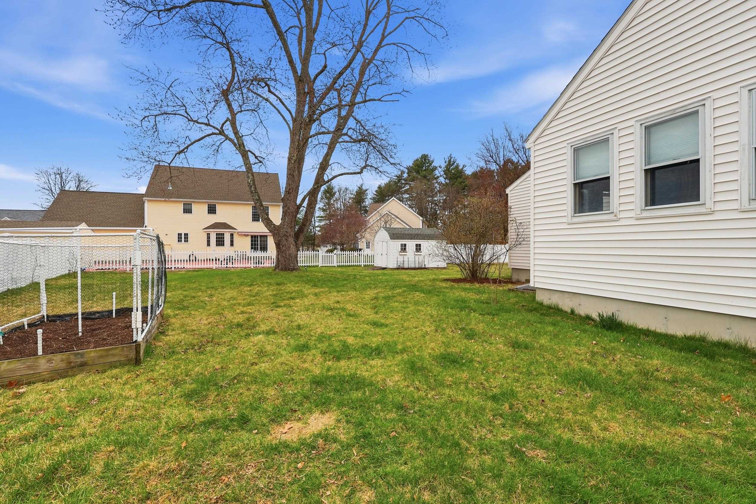 60 Pine Hill Road Nashua, NH 03063 - Photo 17 of 28