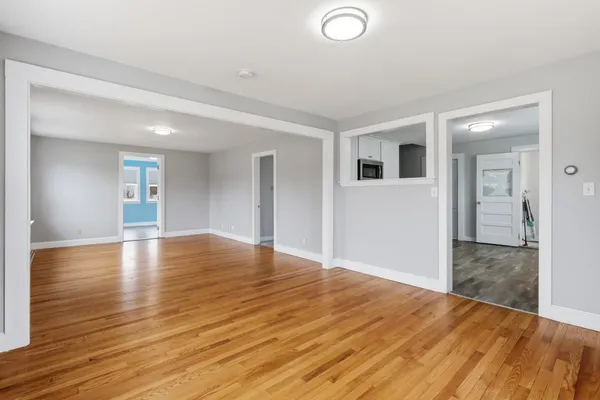 $450,000 | 60 Pine Hill Road, Nashua, NH 03063