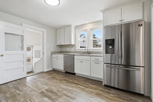 $450,000 | 60 Pine Hill Road, Nashua, NH 03063